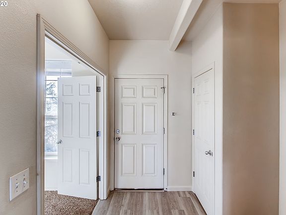 5th image of 7788 NE La Carter Ln