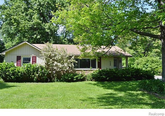 1st image of 5598 Pleasant Dr
