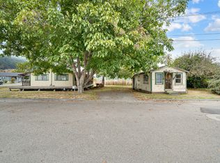 330 Berkeley St, Rio Dell, CA 95562