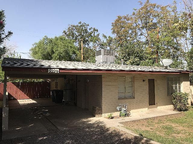 1st image of 922 1/2 S Farmer Ave