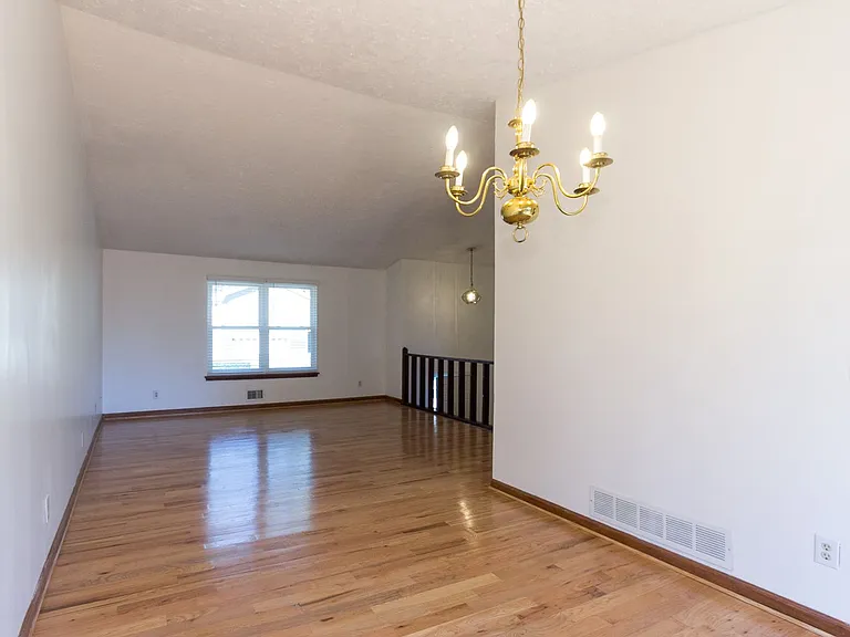 1169 Hillcrest Ct — Photo 11