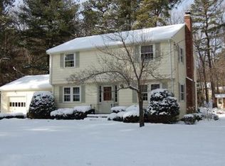 31 Kenney Rd, Medfield, MA 02052