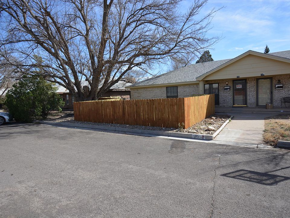 1st image of 105 Jefferson Pl