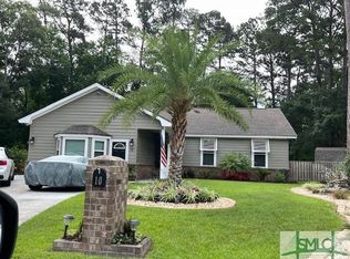 10 Castaway Pl, Savannah, GA 31410