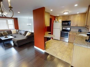 19 Blackstone St, Peabody, MA 01960