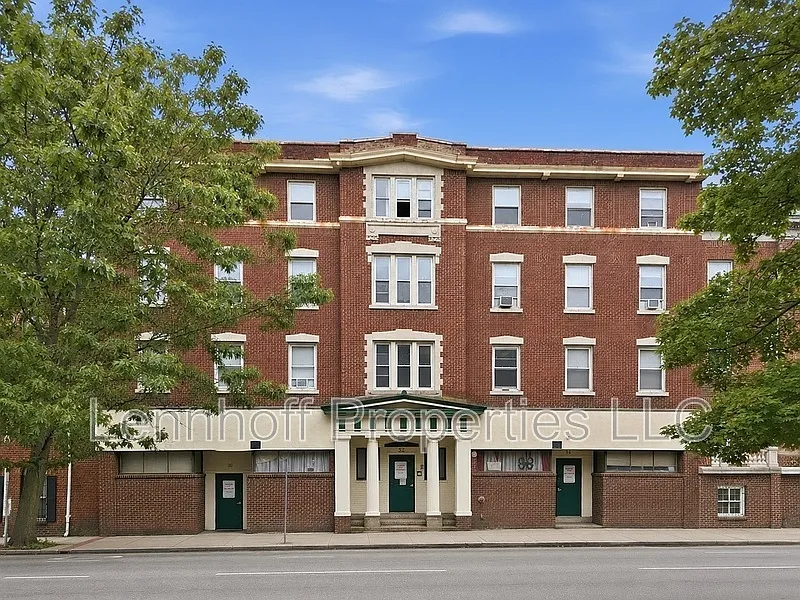 32 Lawrence Street