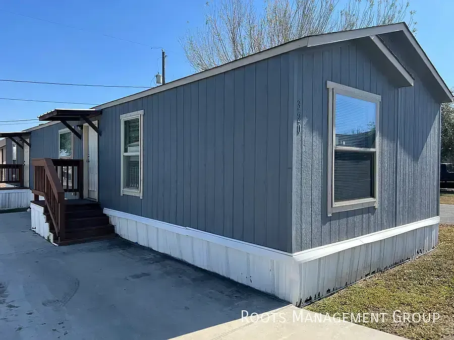 310 Scobey Ave #320