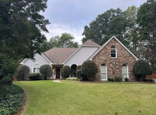 6045 Camden Ct, Cumming, GA 30040