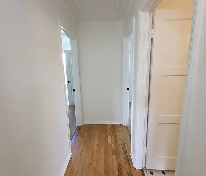 555 W Whittier Ave — Photo 26
