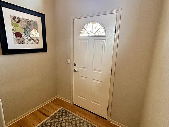 3rd image of 6019 S 188th St