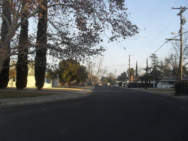 2nd image of 268 E 22nd St