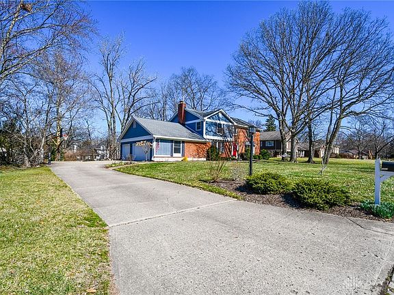 2nd image of 1213 Hidden Oaks Dr