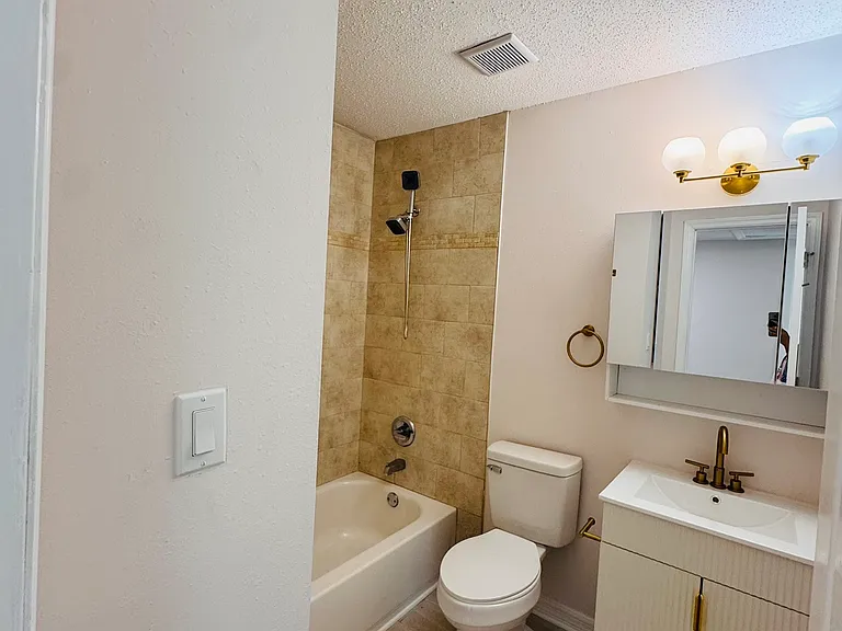 6650 Pinnochio Dr — Photo 22