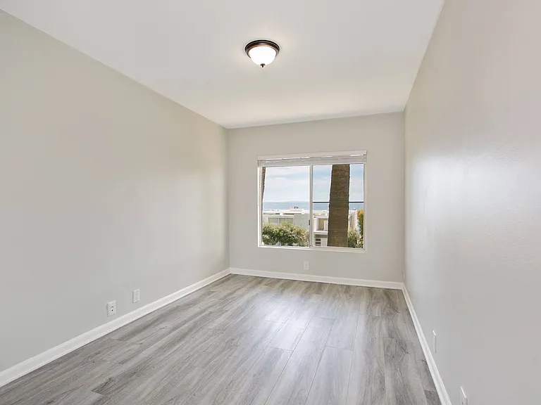 22147 Pacific Coast Hwy — Photo 18