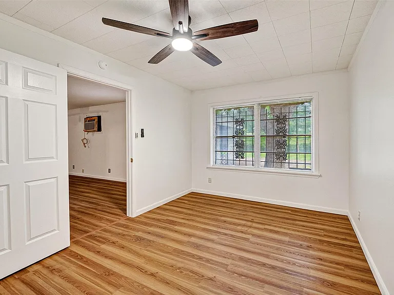 7426 Miley St — Photo 14