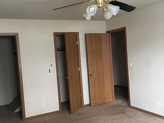 5th image of 1065 Greenwood Cir