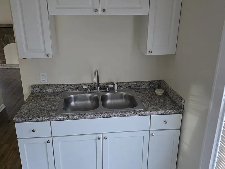 509 Detroit St #4 — Photo 3