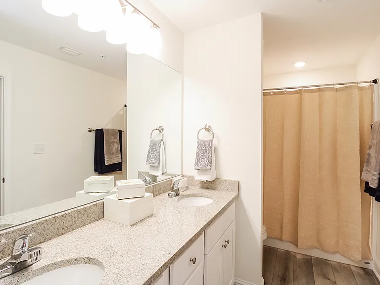 111 Cabot Ln #111 — Photo 6