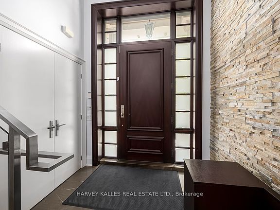 5th image of 562 Bedford Park Ave