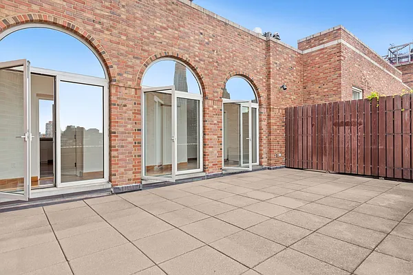 Rented by Corcoran | media 15