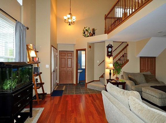 3rd image of 502 Hidden Creek Ln #502