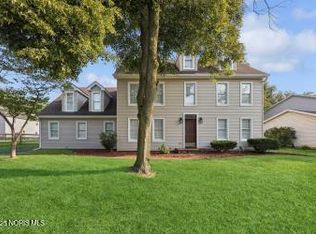 7716 Pope Run Ln, Sylvania, OH 43560