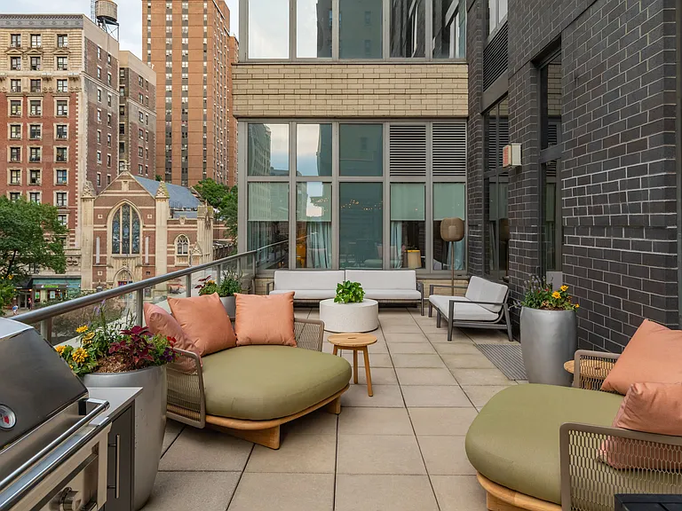 250 W 93rd St #15B — Photo 14