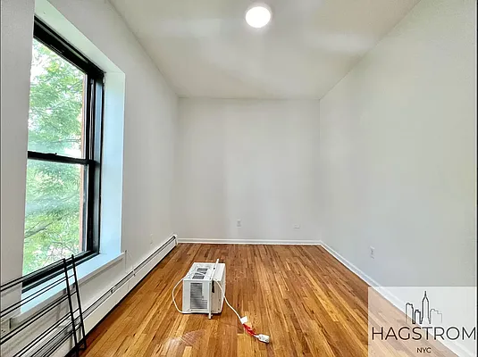 Rented by Hagstrom Management Inc | media 22