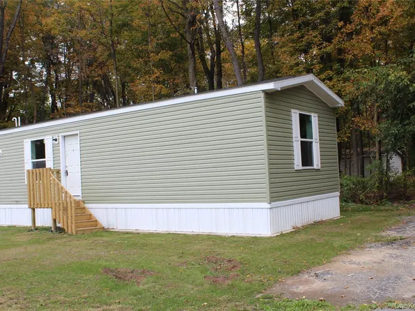 7 First Street, Kerhonkson, NY 12446