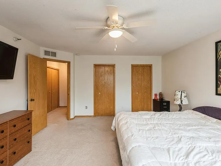 2752 Autumnwood Ln — Photo 9