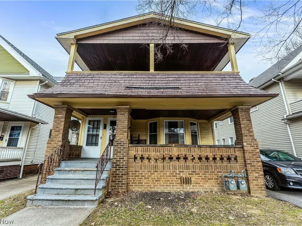860 Greyton Rd, Cleveland Heights, OH 44112