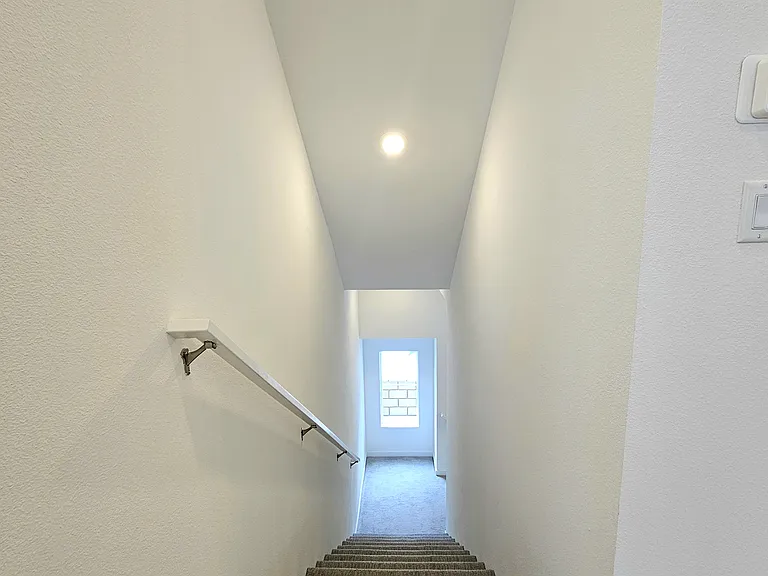 6045 Fairfax Dr — Photo 6