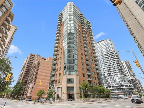 2nd image of 445 Laurier Ave W #1703