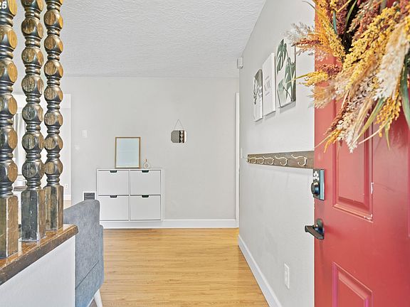 4th image of 5500 NE 41st Ave