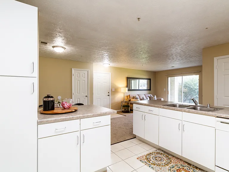 Bridle Creek Apartments — Photo 9