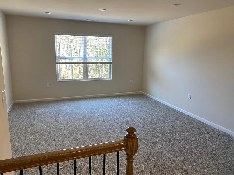 8404 Jordan Meadow Dr — Photo 11