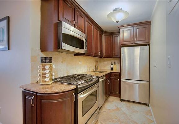 5th image of 85 Livingston St #14N