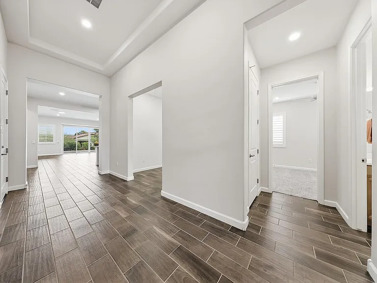 4897 N 207th Ln — Photo 32