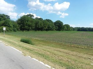 594 N 3973rd Rd, Mendota, IL 61342