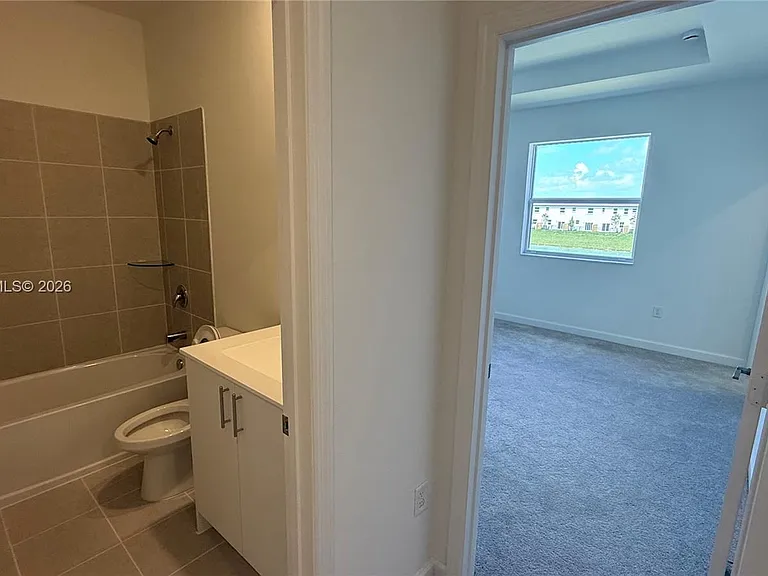 2792 SE 26th Ave #0 — Photo 11