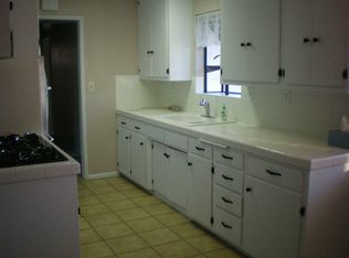 272 E Bonita Dr, Simi Valley, CA 93065