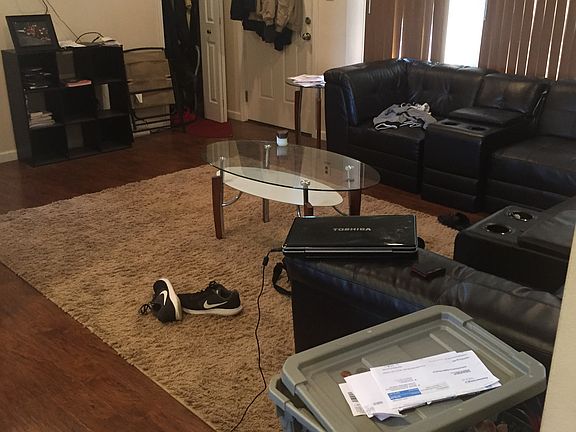 5th image of 28560 Wexford Dr