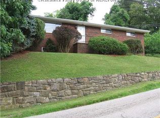 1725 Huber Rd, Charleston, WV 25314