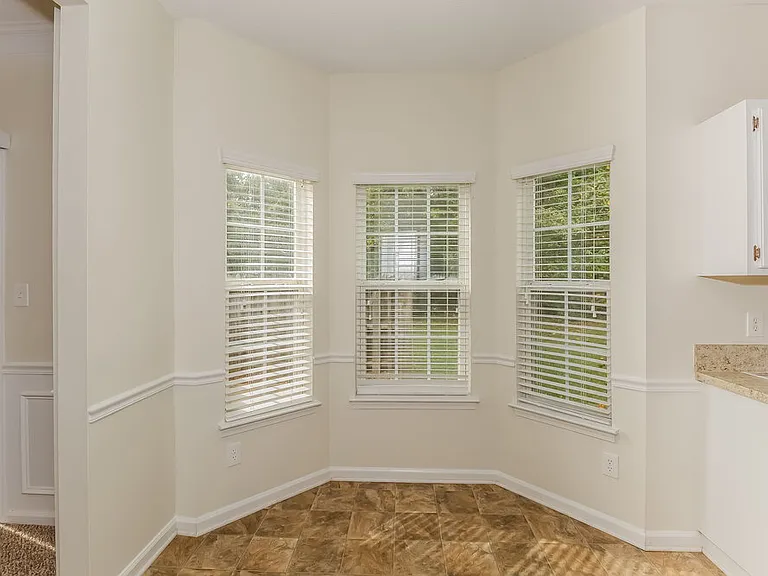 7526 Fallow Ln — Photo 6