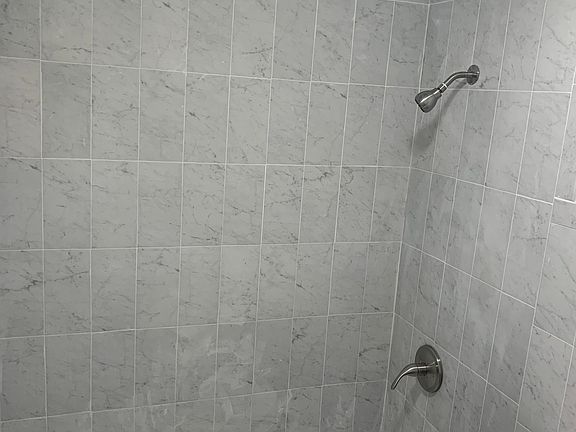 3rd image of 12618 95th Ave #2