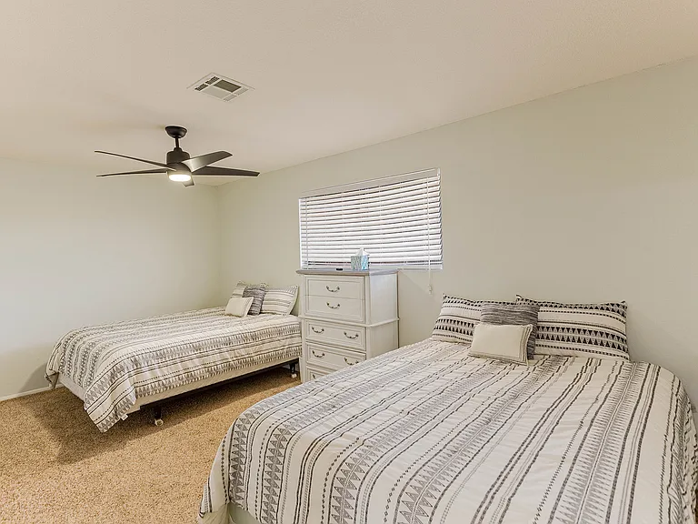 2312 Warbler Ln — Photo 25