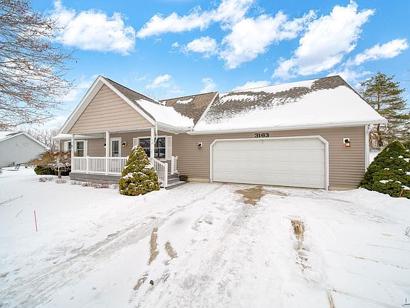 2nd image of 3163 Birch Run