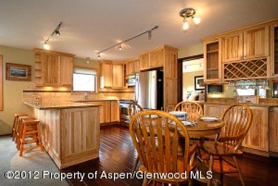 Dining/Kitchen