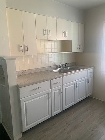 2nd image of 3813 Brotherton Rd