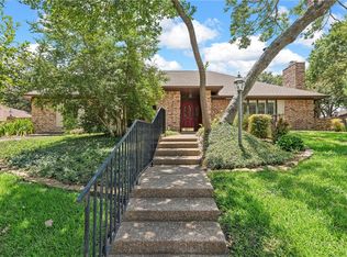 13000 Sandalwood Dr, Woodway, TX 76712